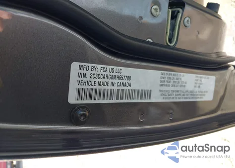 2021 Chrysler 300 Touring L Awd z USA, uszkodzony, nr VIN 2C3CCARG8MH657788